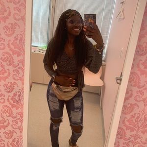 Meet your Posher, Alexia